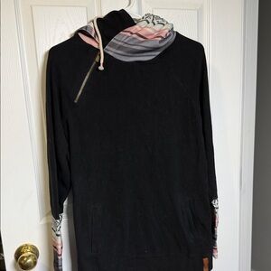 Ampersand Women's Black and Pink Plaid Hoodie Sweater